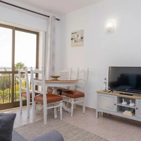 Jorge Aguas - 2bedroom In The Town Of - Sea View *