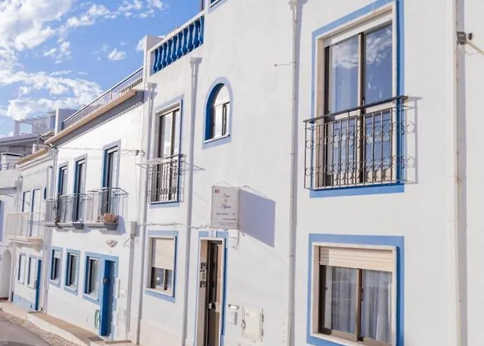 Jorge Aguas - 2bedroom In The Town Of - Sea View Daire Burgau