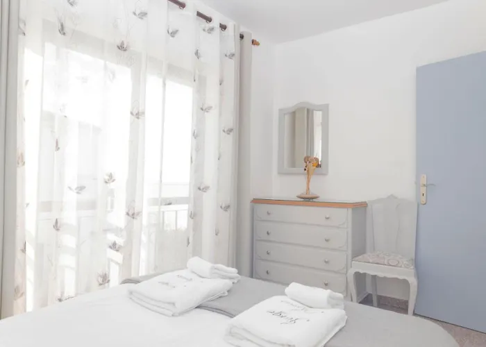 Jorge Aguas - 2bedroom In The Town Of - Sea View