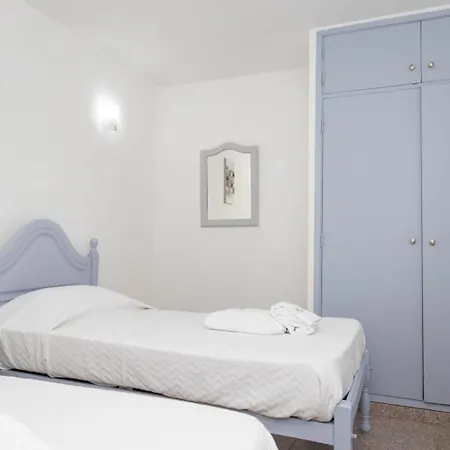 Jorge Aguas - 2bedroom In The Town Of - Sea View *